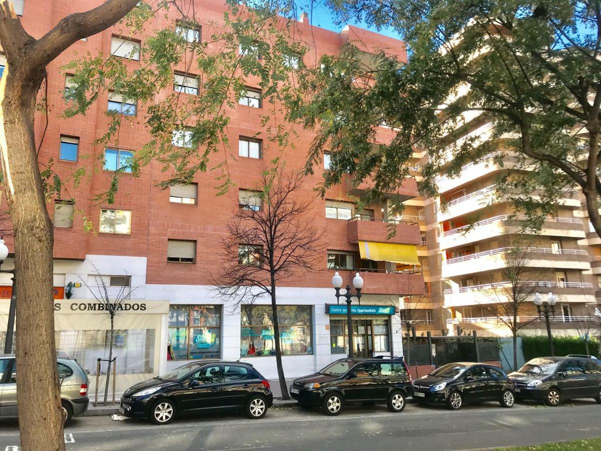 Apartment Rambla Tarragona Free Parking Exterior photo